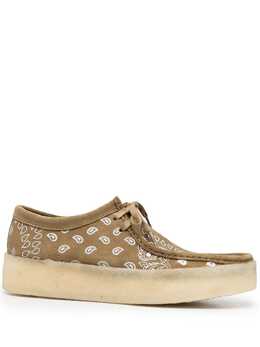 Clarks Originals: Тёмные туфли 