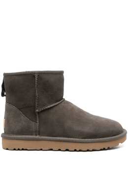 UGG: Ботинки  Classic Mini II