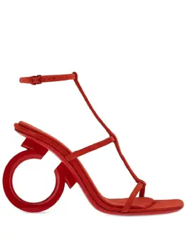 Salvatore Ferragamo: Яркие сандалии 