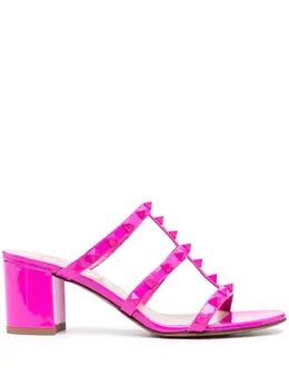 Valentino Garavani: Розовые сандалии 