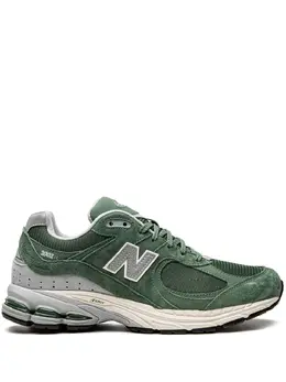 New Balance: Зелёные кроссовки  2002R
