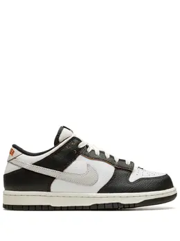 Nike: Белые кроссовки  SB Dunk Low