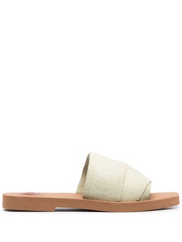 Chloé: Зелёные сандалии 