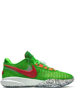 Nike: Зелёные кроссовки 