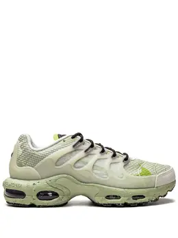 Nike: Яркие кроссовки  Air Max