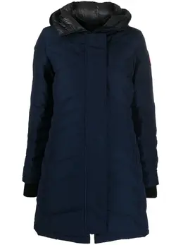 Canada Goose: Синее пальто 