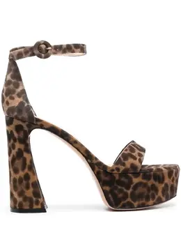 Gianvito Rossi: Золотые сандалии 