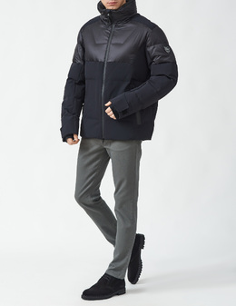 EA7 EMPORIO ARMANI: Чорні пуховики 