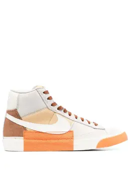 Nike: Оранжевые кроссовки  Blazer 77