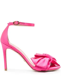 Stuart Weitzman: Розовые сандалии 
