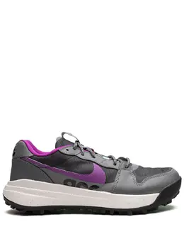 Nike: Кроссовки 