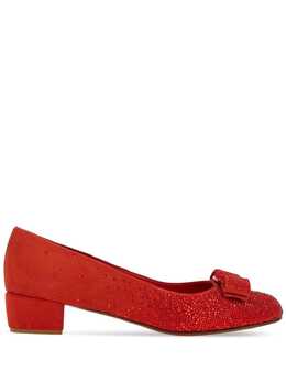 Ferragamo: Яркие туфли  Vara Bow