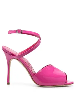 Manolo Blahnik: Розовые сандалии 