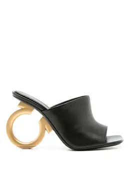 Ferragamo: Чёрные сандалии 