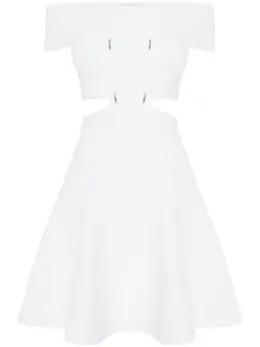 Alexander McQueen: Платье с открытыми плечами 