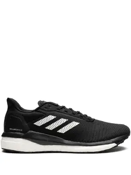 adidas: Чёрные кроссовки  Solar