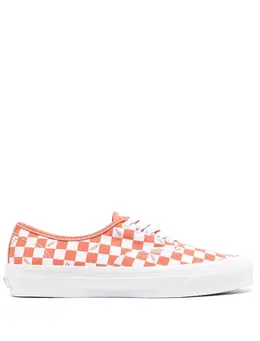 Vans: Оранжевые кроссовки  Authentic LX