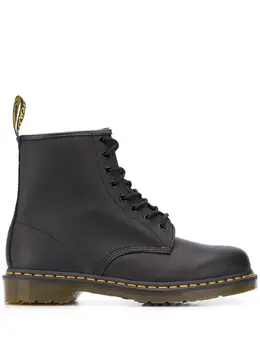 Dr. Martens: Чёрные ботинки  1460