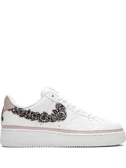 Nike: Белые кроссовки  Air Force 1 Low