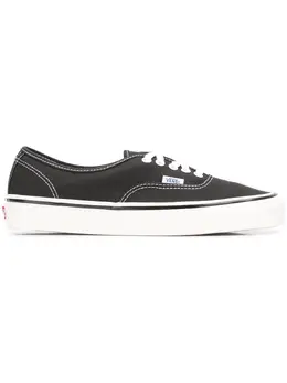 Vans: Чёрные кроссовки  Authentic 44 DX