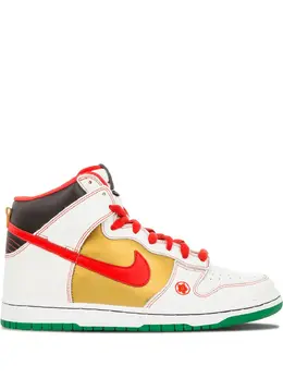 Nike: Белые кроссовки  Dunk High Pro SB