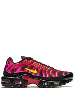 Nike: Красные кроссовки  Air Max Plus TN