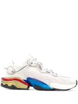 Adidas: Белые кроссовки  Torsion