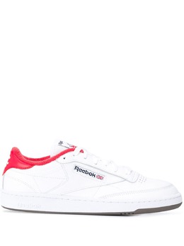 Reebok: Белые кроссовки  Club C 85