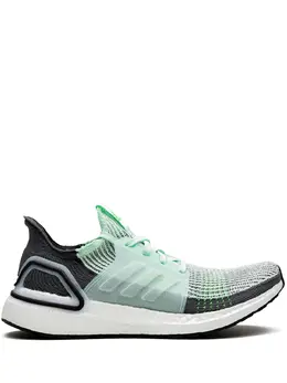 adidas: Зелёные кроссовки  UltraBoost 2019