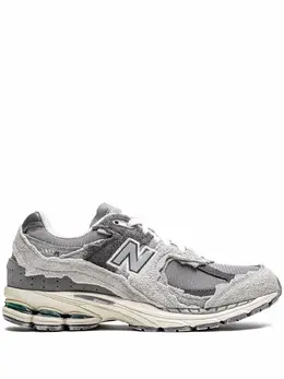 New Balance: Кроссовки  2002R