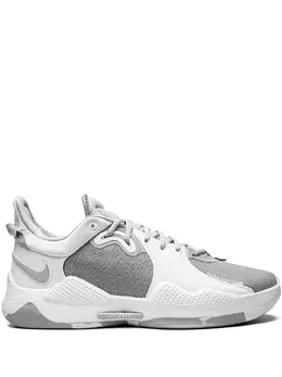 Nike: Белые кроссовки 