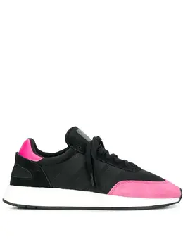 adidas: Чёрные кроссовки  i 5923