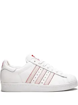 adidas: Белые кроссовки  Superstar 80s