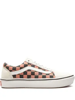 Vans: Белые кроссовки  Old Skool