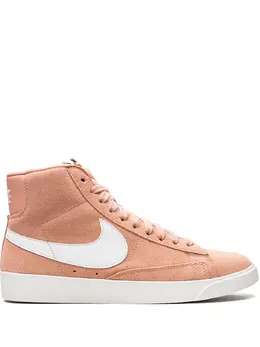 Nike: Белые кроссовки  Blazer Mid