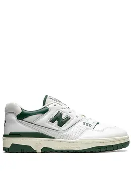 New Balance: Белые кроссовки  550