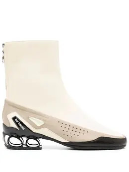 Raf Simons: Белые ботинки 