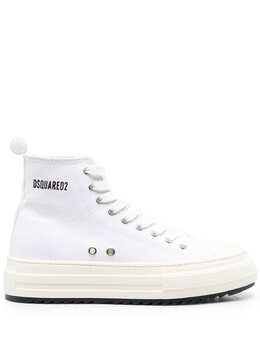 Dsquared2: Белые кроссовки 