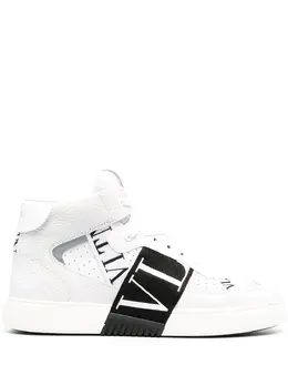 Valentino Garavani: Белые кроссовки 