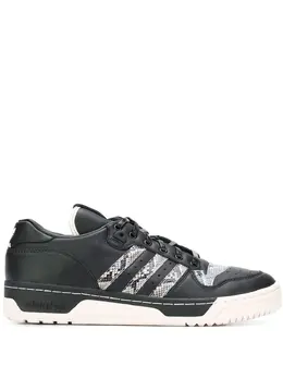 Adidas: Чёрные кроссовки  Rivalry Low