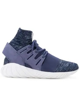 adidas: Синие кроссовки  Tubular Doom Primeknit