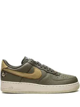 Nike: Зелёные кроссовки  Air Force 1