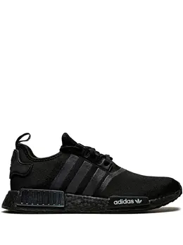 adidas: Чёрные кроссовки  NMD_R1