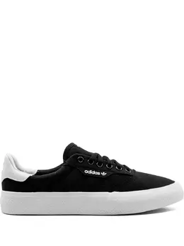 adidas: Чёрные кроссовки  3MC