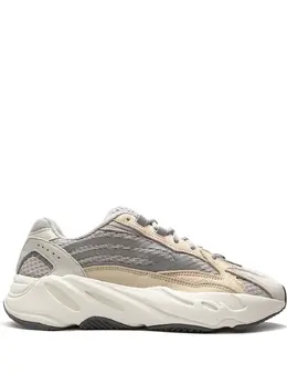 adidas YEEZY: Кроссовки 