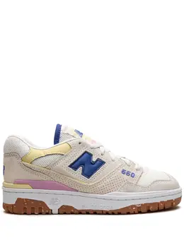 New Balance: Светлые кроссовки  550