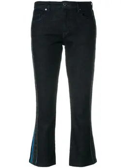Victoria, Victoria Beckham: Расклешённые джинсы 