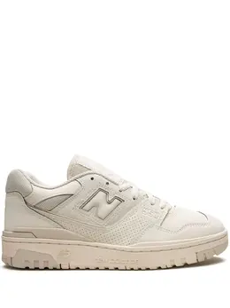 New Balance: Белые кроссовки  550