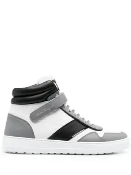 Salvatore Ferragamo: Белые кроссовки 