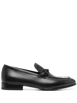Salvatore Ferragamo: Чёрные туфли 